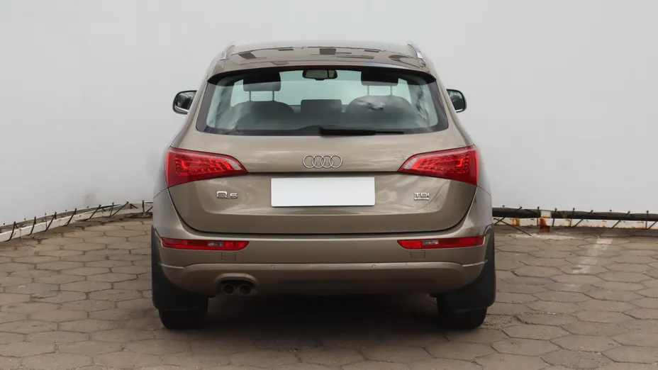 Audi Q5 -