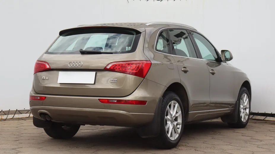 Audi Q5 -