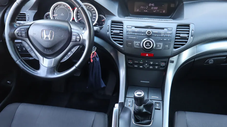 Honda Accord -