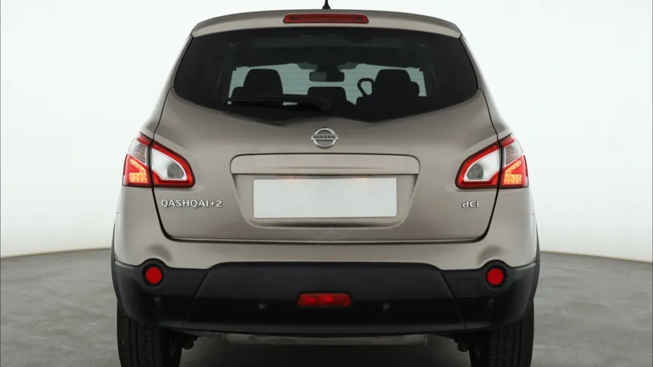 Nissan Qashqai+2 -