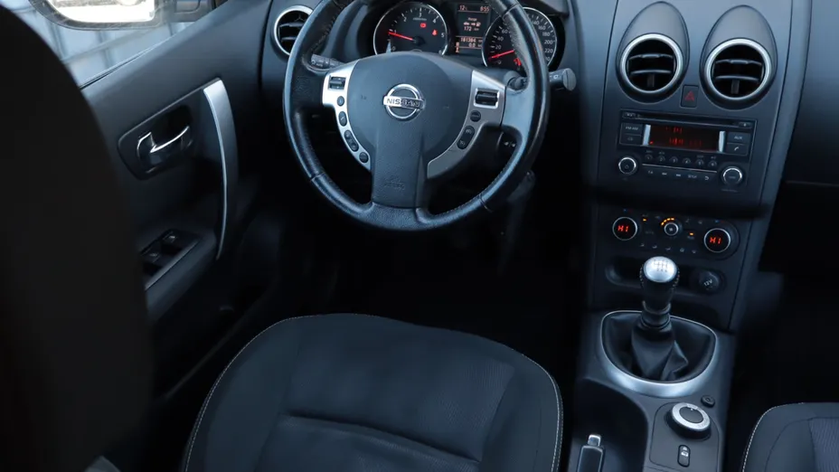 Nissan Qashqai+2 -