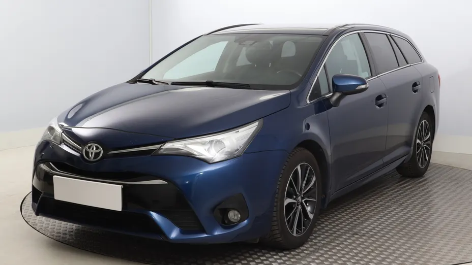 Toyota Avensis -