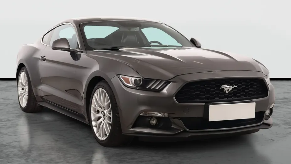 Ford Mustang -