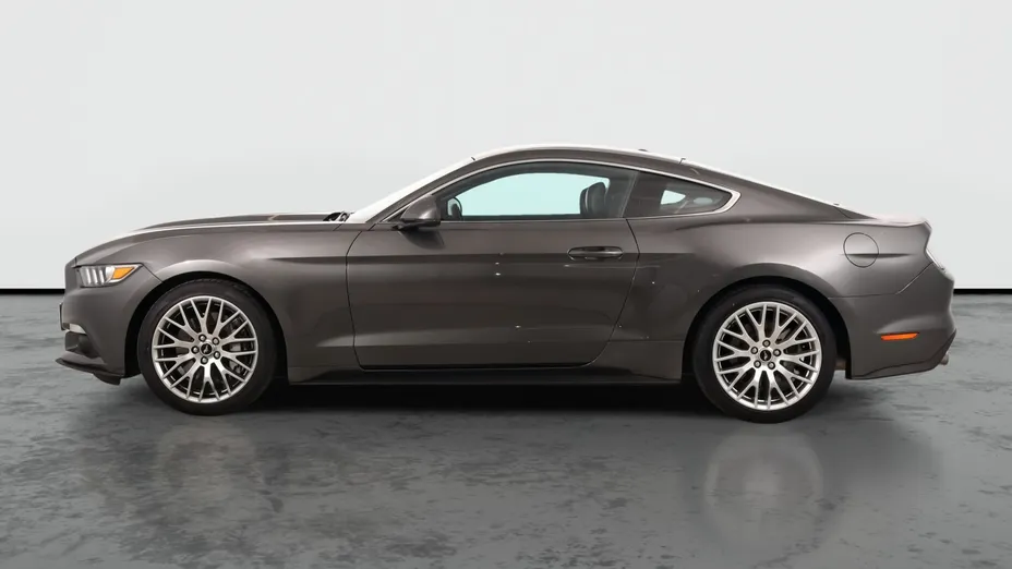 Ford Mustang -