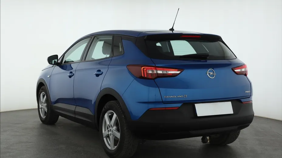 Opel Grandland -