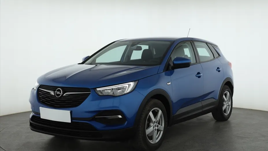 Opel Grandland -