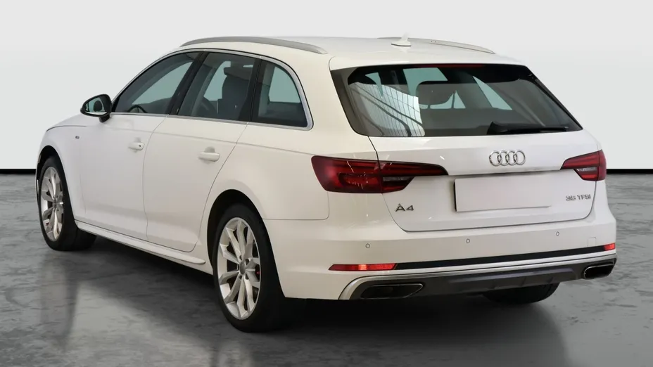 Audi A4 -