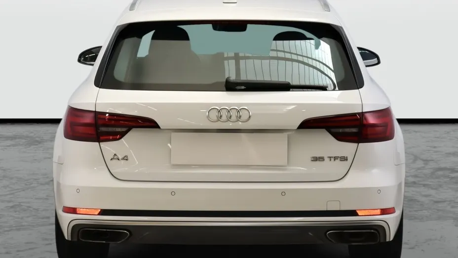 Audi A4 -