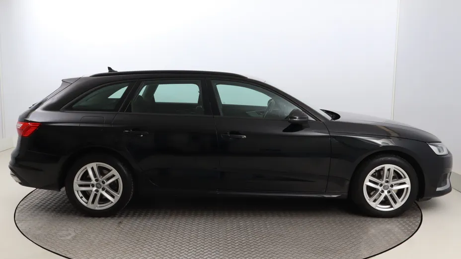 Audi A4 -