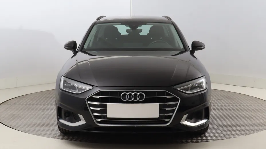 Audi A4 -