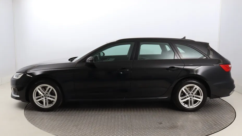 Audi A4 -