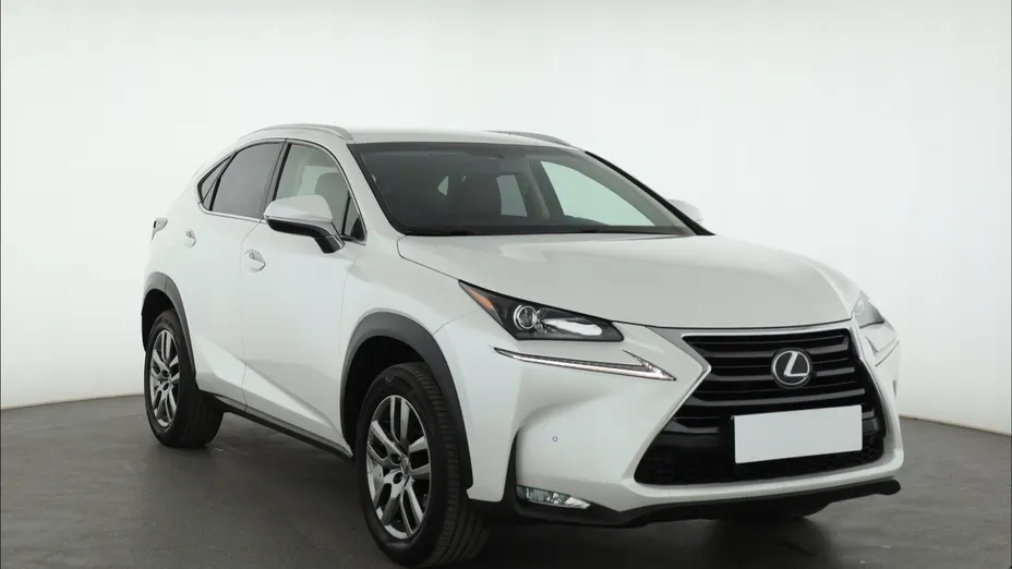 Lexus NX -