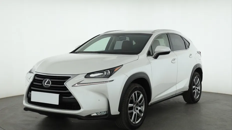 Lexus NX -