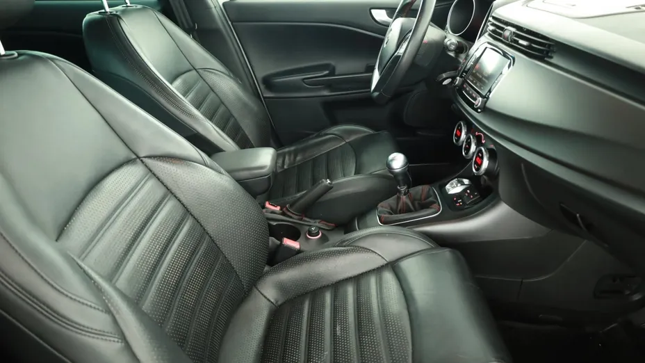 Alfa Romeo Giulietta -