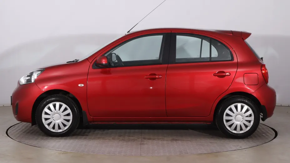 Nissan Micra -