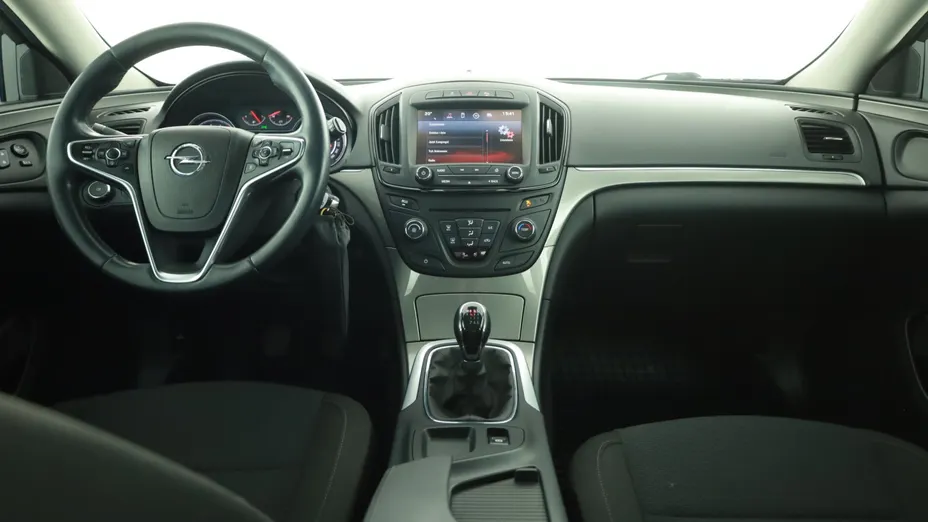 Opel Insignia -