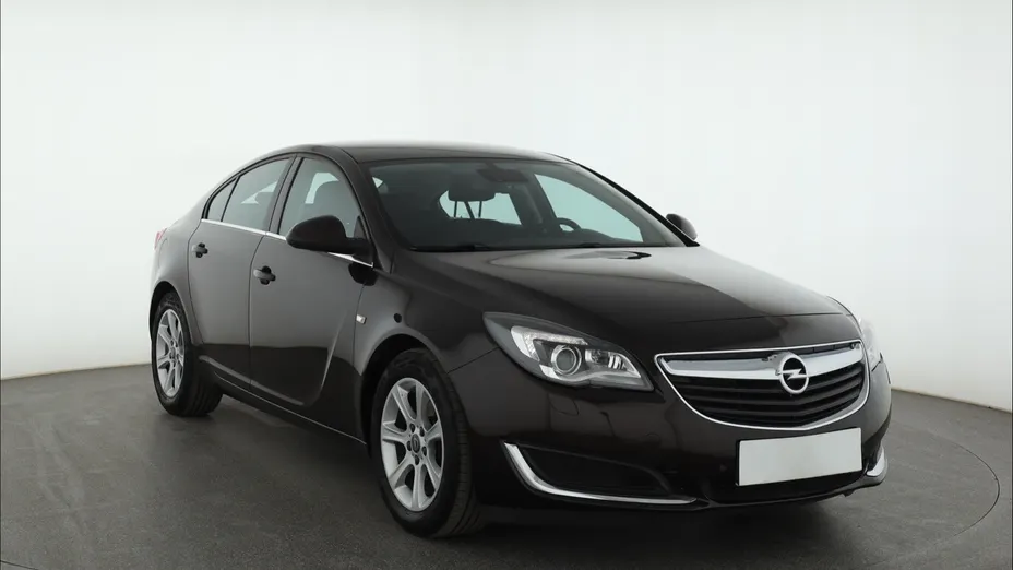 Opel Insignia -