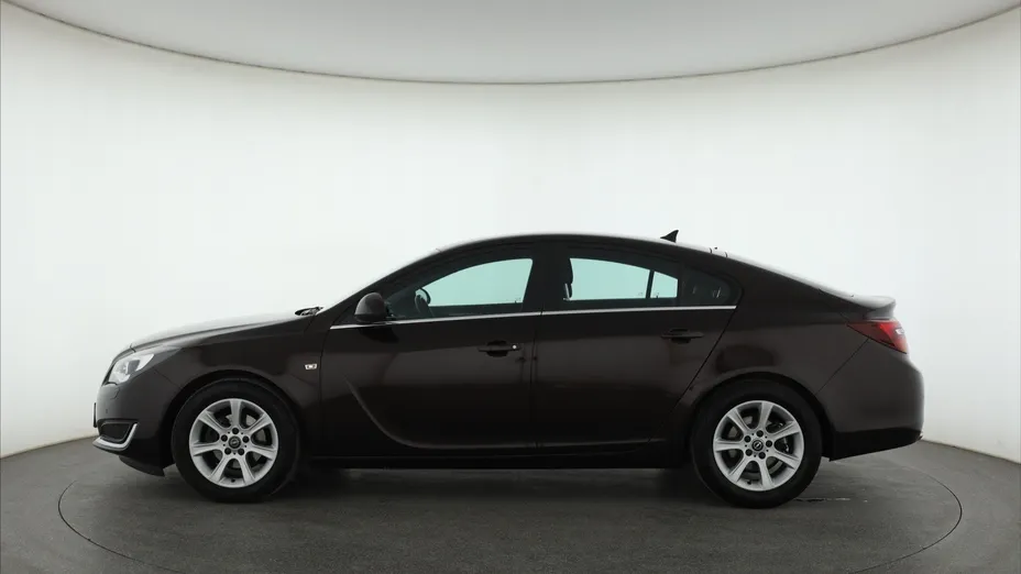 Opel Insignia -