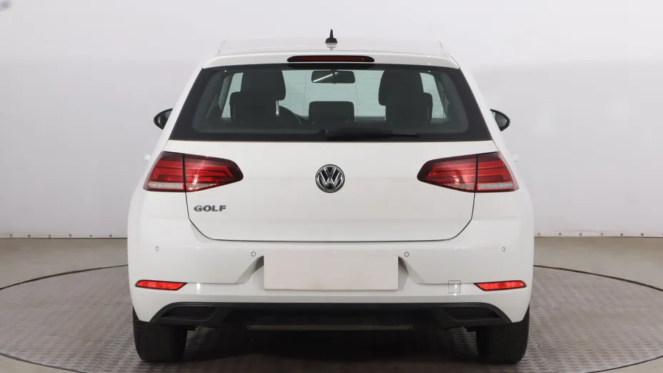 VW Golf -