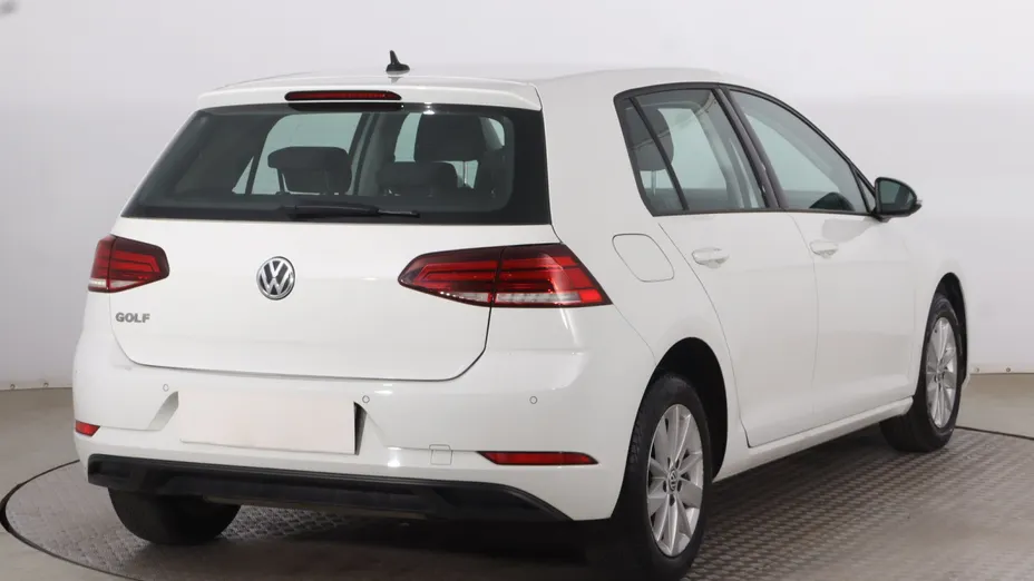 VW Golf -