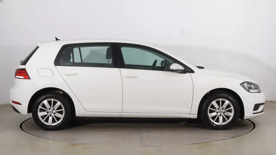 VW Golf -