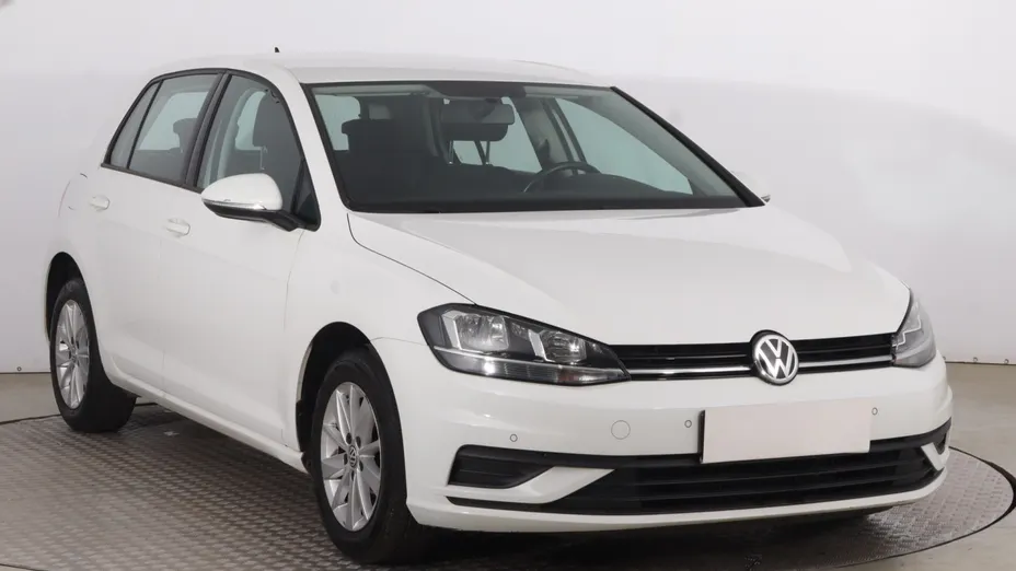 VW Golf -