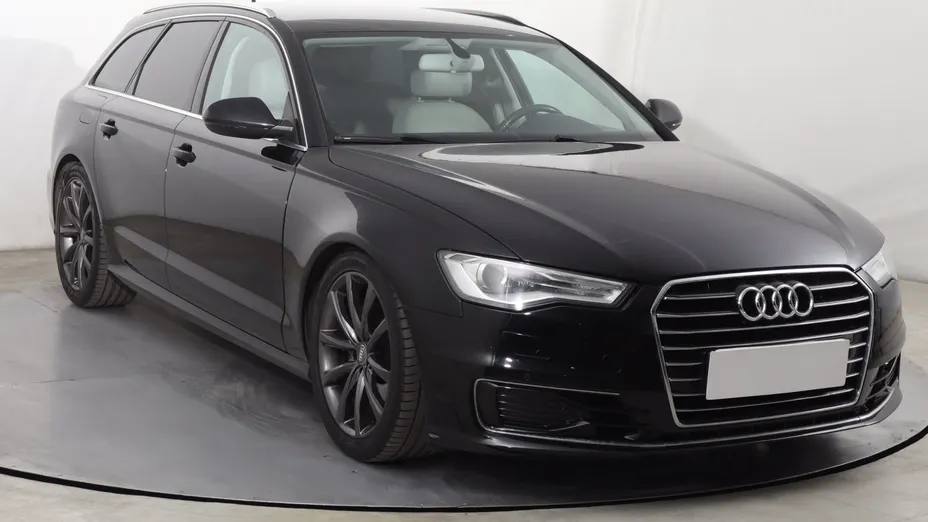 Audi A6 -