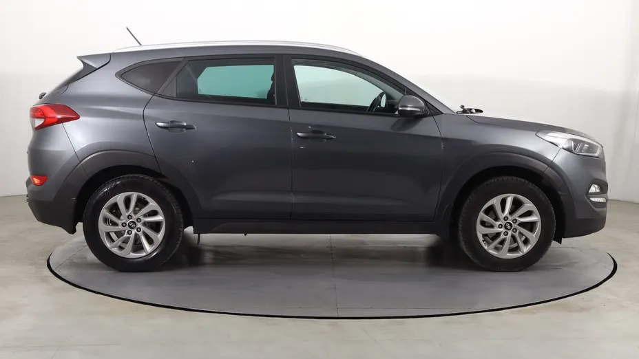 Hyundai Tucson -