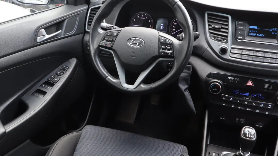 Hyundai Tucson -