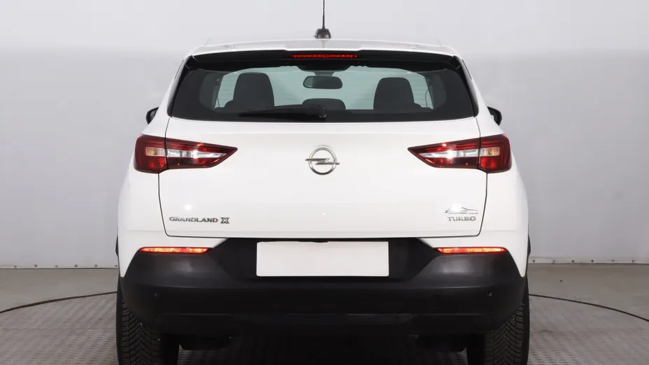 Opel Grandland -