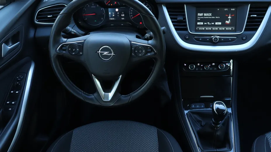 Opel Grandland -