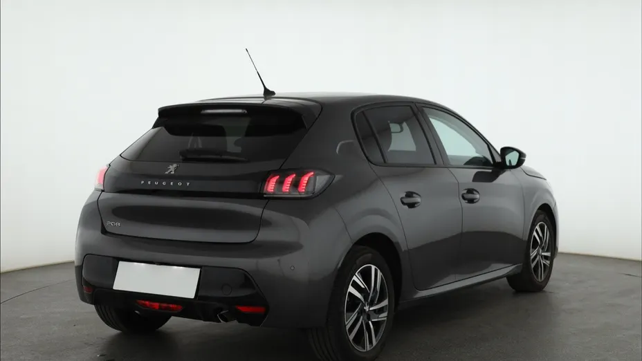 Peugeot 208 -