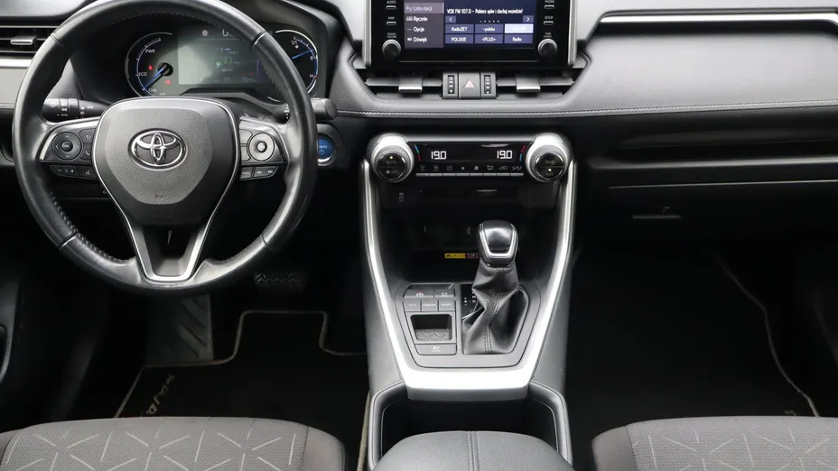 Toyota RAV4 -