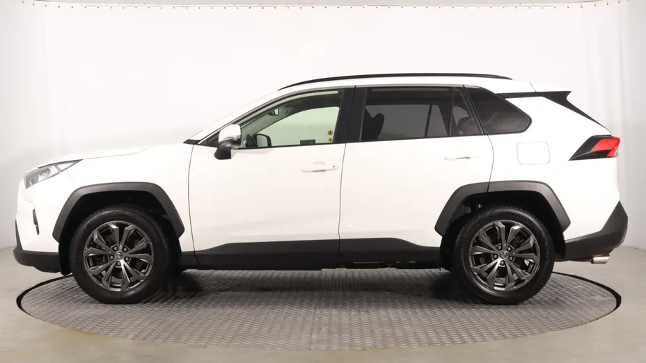 Toyota RAV4 -