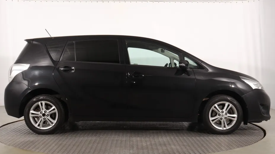 Toyota Verso -
