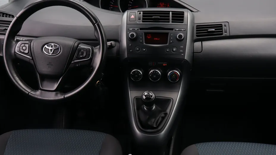 Toyota Verso -