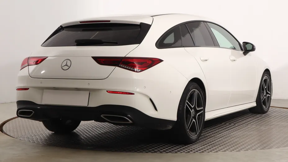 Mercedes CLA -