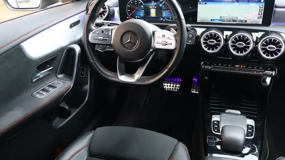Mercedes CLA -