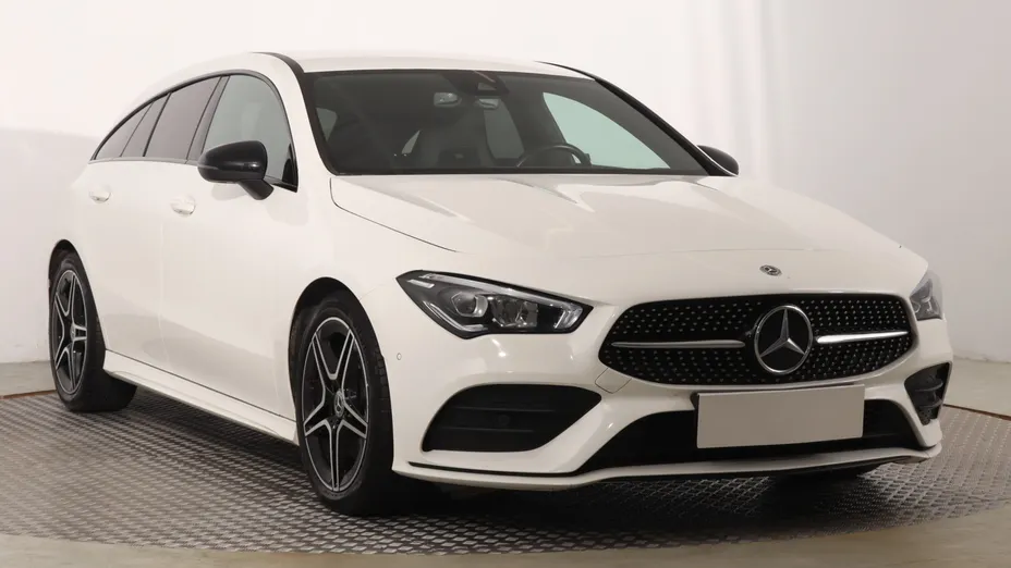 Mercedes CLA -