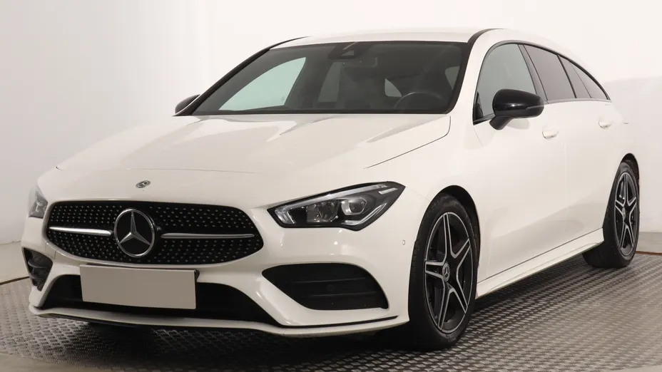 Mercedes CLA -