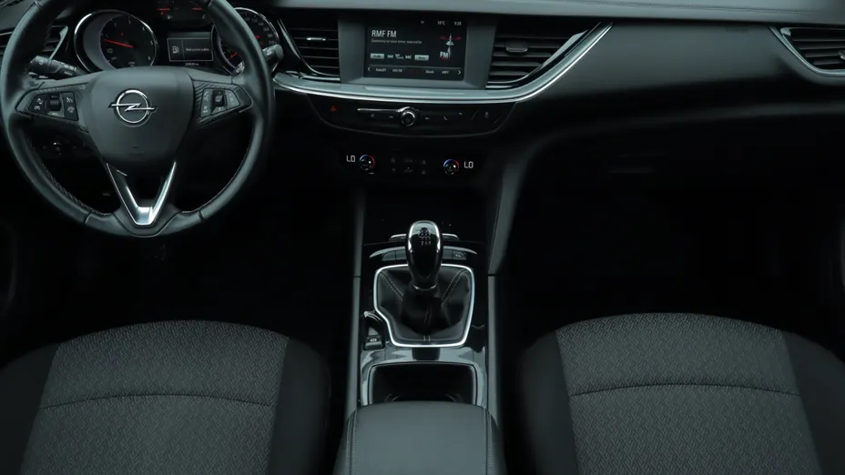 Opel Insignia -