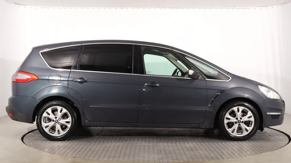 Ford S-MAX -