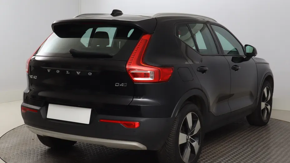 Volvo XC40 -
