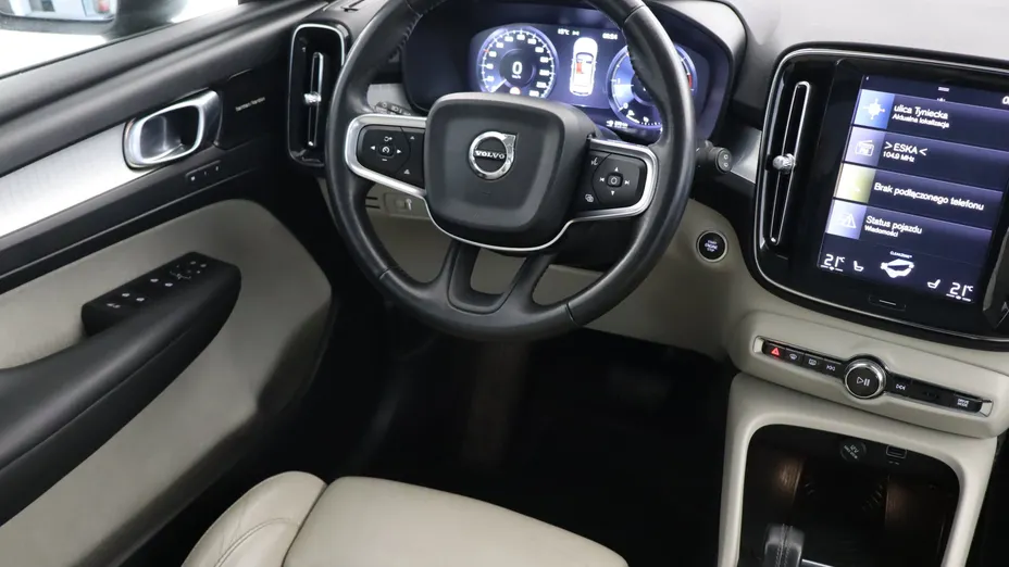 Volvo XC40 -