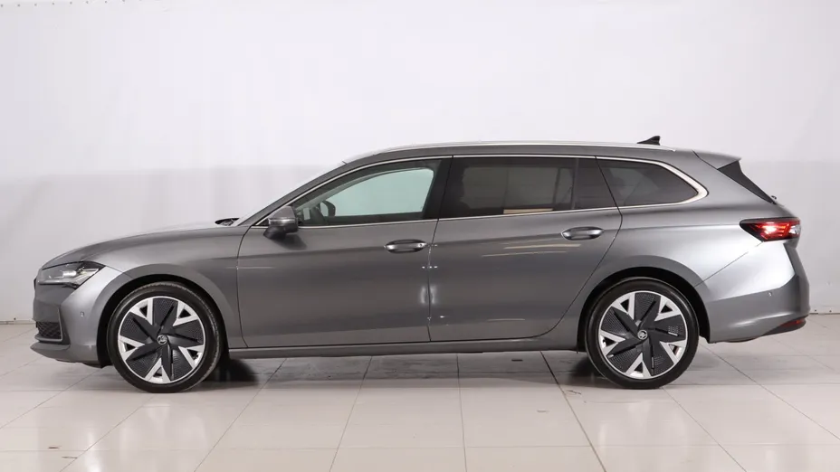 Skoda Superb -