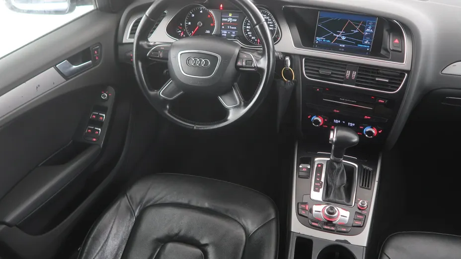 Audi A4 -