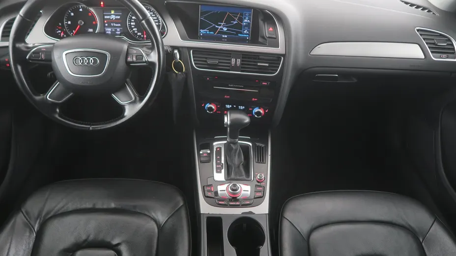 Audi A4 -