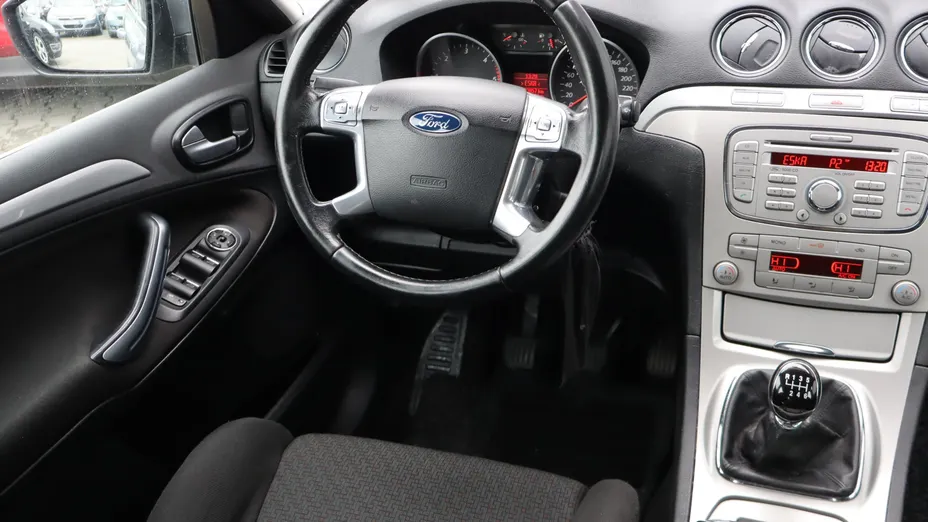 Ford S-MAX -