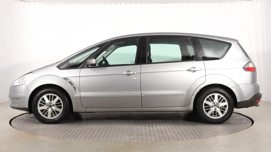 Ford S-MAX -