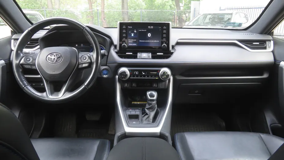 Toyota RAV4 -